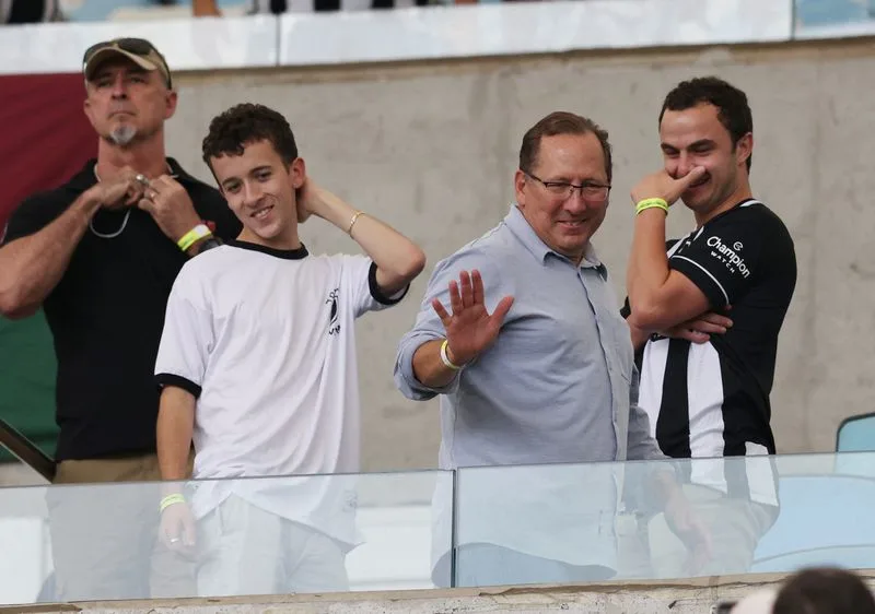 John Textor, co-owner of Crystal Palace, seeks to sell his 45% stake, aiming to focus on his integrated sporting model. Crystal Palace’s strong season under Oliver Glasner continues.