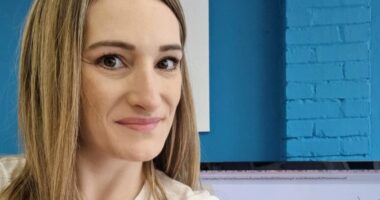 Mum-of-two Jade Zammit quit her stressful 9-5 job to launch her sleep coaching business, Beyond The Stars, after her daughter’s sleep struggles inspired her. She now earns double her old salary and enjoys true flexibility.