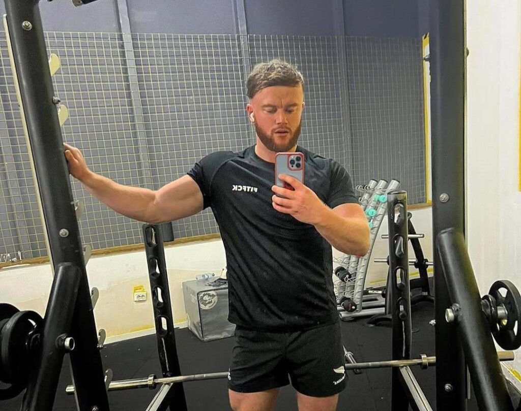 Jamie Wykes-Hobday Personal trainer and owner of Fitfck a booming six figure fitness dating brand