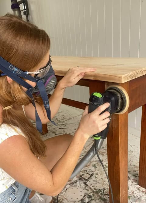 Gold Coast woman makes £700+ monthly transforming street furniture into stylish pieces. Learn her secrets to turning free curbside finds into a profitable side hustle